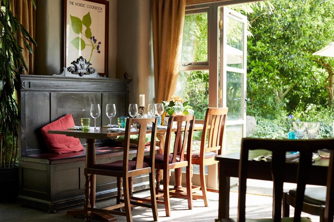 Pear Tree Inn Whitley Whitley  Exteriör bild