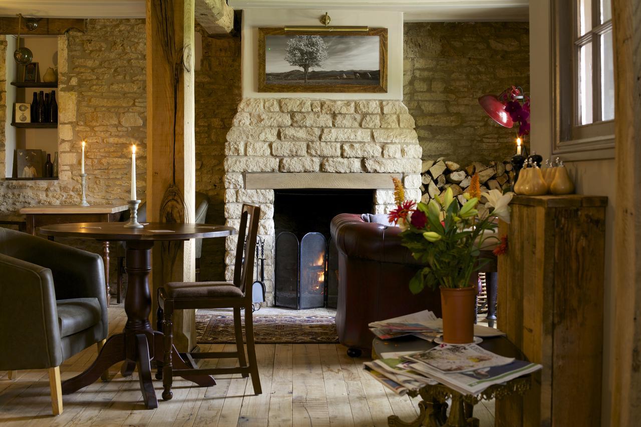 Pear Tree Inn Whitley Whitley  Exteriör bild